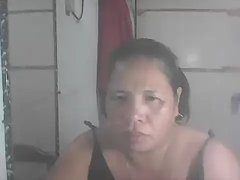 Snapshot of hotwet_mama4uxx chatting on February 14, 12:57 pm hotwet mama4uxx online show from February 14, 12:57 pm