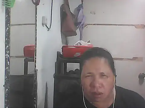 hotwet mama4uxx online show from January 7, 10:40 am