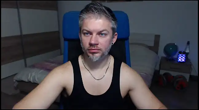RobbyShawz online show from December 19, 9:51 am