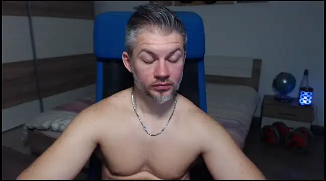 RobbyShawz online show from December 30, 9:59 am