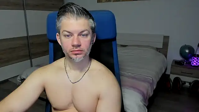 RobbyShawz online show from February 8, 5:51 am