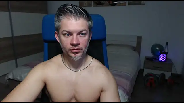 RobbyShawz online show from February 15, 6:23 am