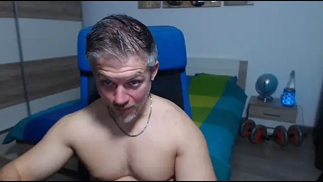 RobbyShawz online show from October 22, 4:24 am