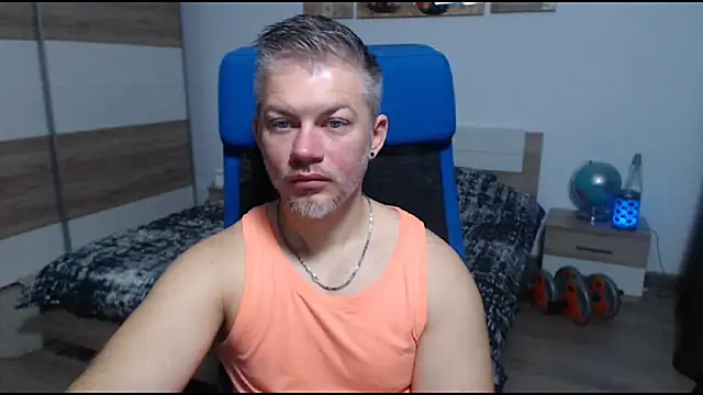 RobbyShawz online show from November 6, 5:30 am