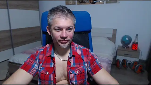 RobbyShawz online show from November 19, 5:18 am