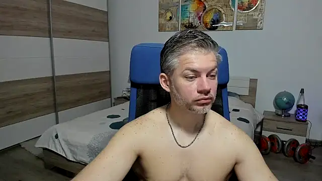 RobbyShawz online show from April 21, 4:52 am