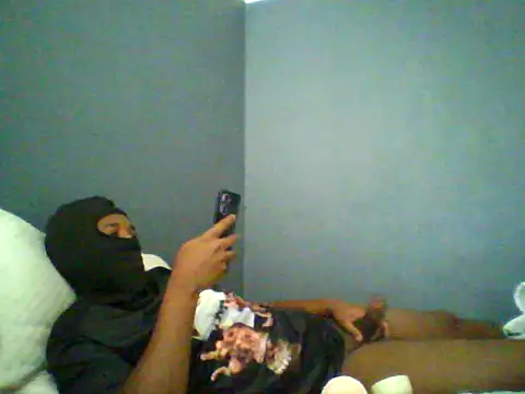 Snapshot of TitularAdaption chatting on October 26, 6:30 am TitularAdaption online show from October 26, 6:30 am