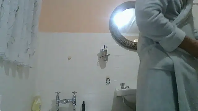 xykenrahxh online show from November 20, 7:57 pm