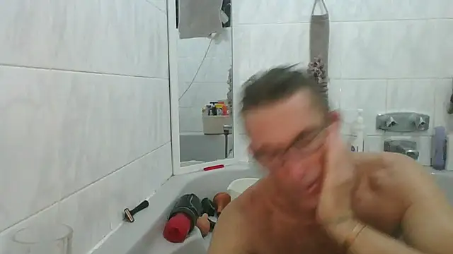 xykenrahxh online show from February 7, 7:28 pm