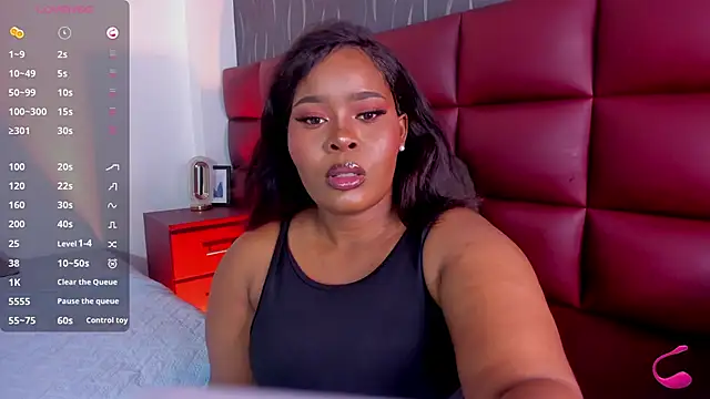 Snapshot of Rianamanson chatting on October 4, 12:30 am Rianamanson online show from October 4, 12:30 am