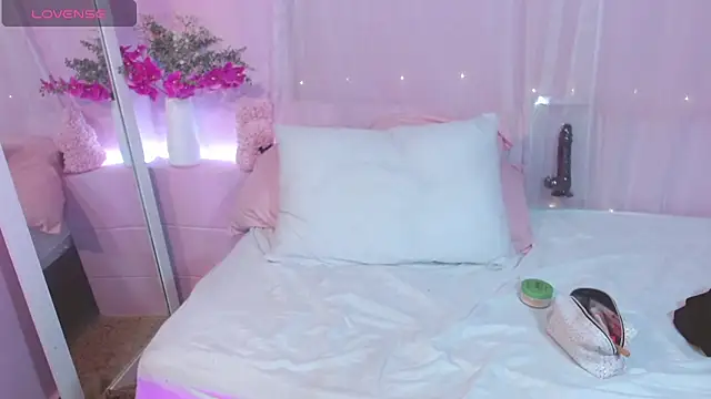 Sweetcristin online show from July 27, 2:18 am