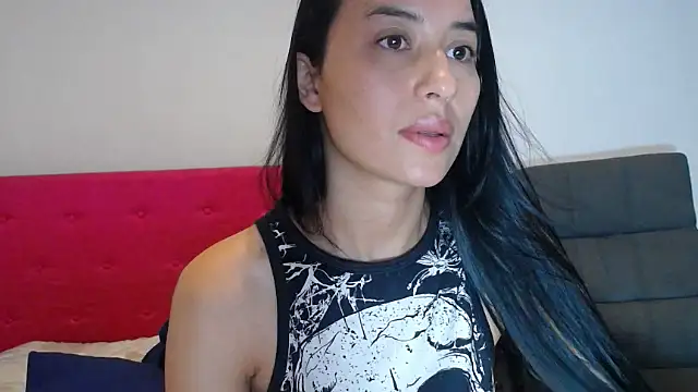 LisaRiveraxxx online show from February 27, 1:44 pm