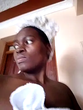 Snapshot of _cutemelania chatting on February 8, 10:29 am  cutemelania online show from February 8, 10:29 am