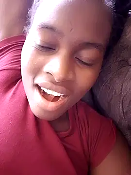 Snapshot of _cutemelania chatting on February 28, 9:15 am  cutemelania online show from February 28, 9:15 am