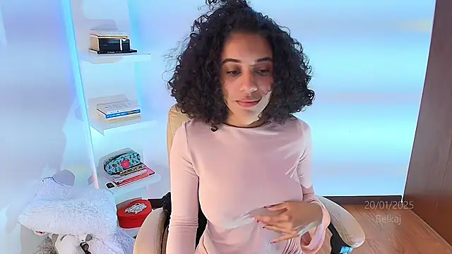 Snapshot of Belkaj chatting on January 20, 9:32 pm Belkaj online show from January 20, 9:32 pm