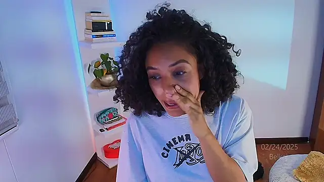 Snapshot of Belkaj chatting on February 25, 1:20 am Belkaj online show from February 25, 1:20 am