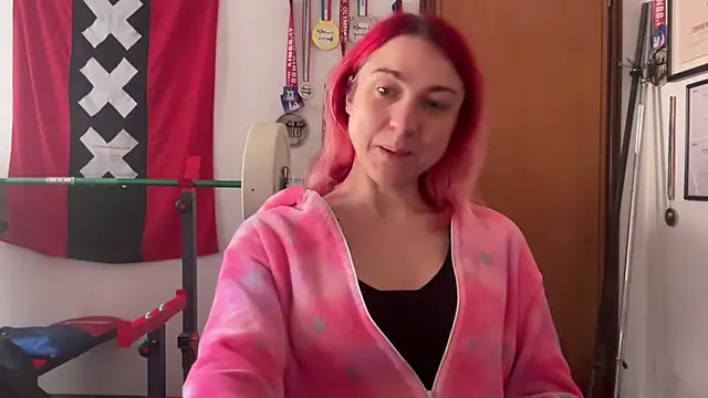 Nikky Divine online show from January 10, 9:34 am