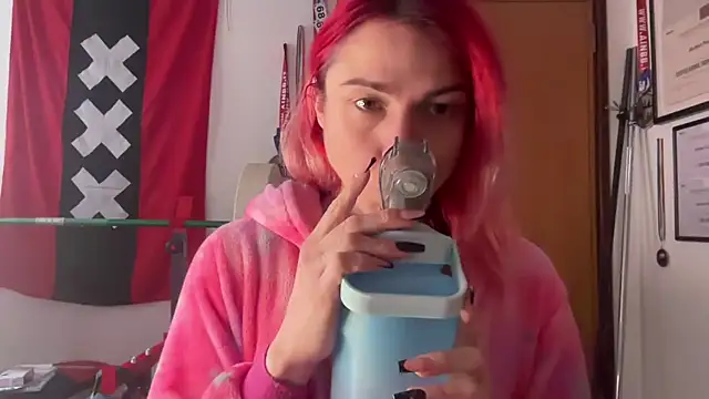 Nikky Divine online show from January 11, 12:29 pm