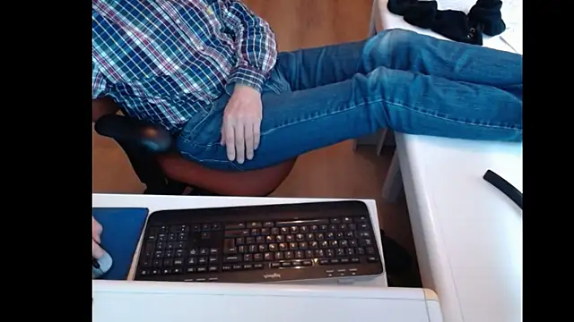 dutchpornking online show from February 15, 1:38 pm