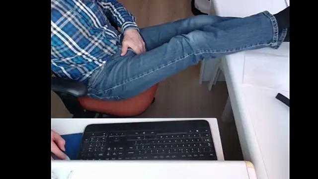 dutchpornking online show from February 19, 4:33 pm