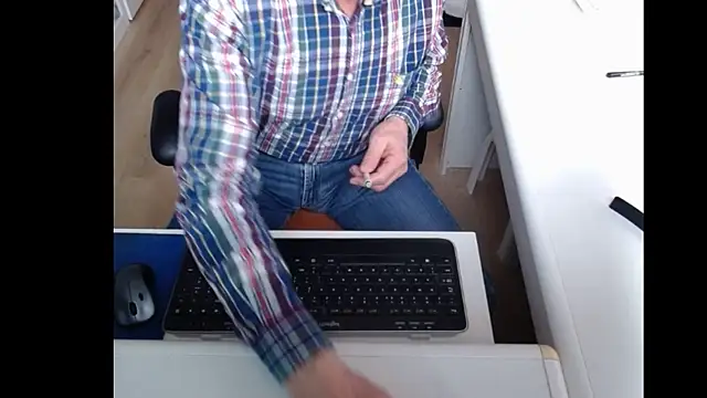 dutchpornking online show from February 25, 2:33 pm