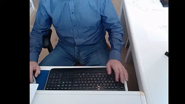 dutchpornking online show from March 21, 2:40 pm