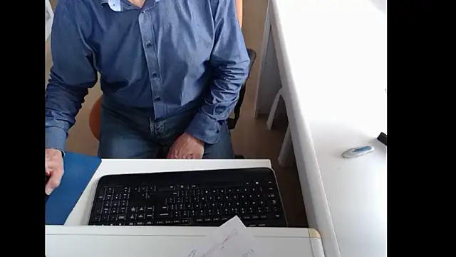 dutchpornking online show from September 20, 7:31 am