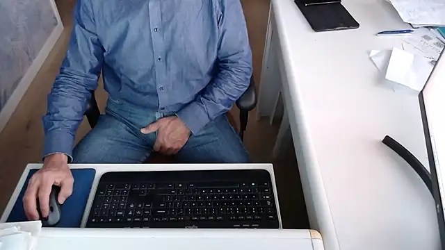 dutchpornking online show from October 4, 7:06 am