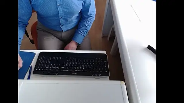 dutchpornking online show from November 29, 8:28 am