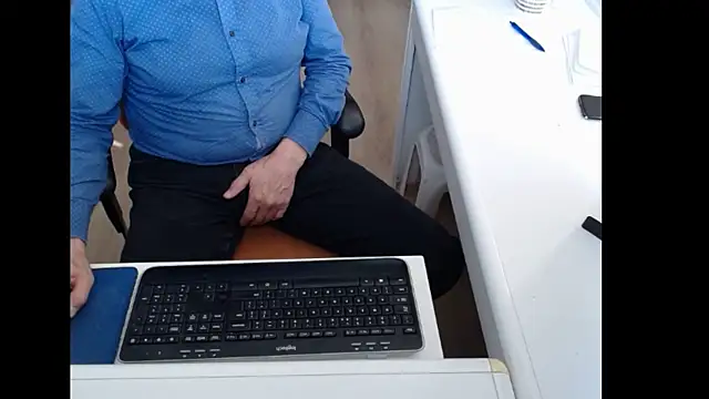 dutchpornking online show from April 1, 2:25 pm