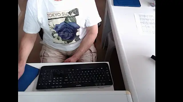 dutchpornking online show from June 3, 6:38 am