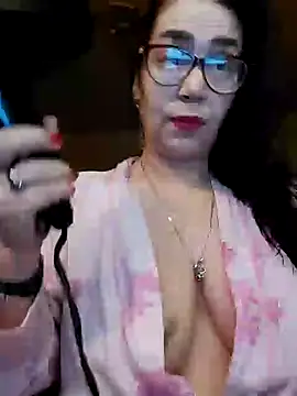 Chriss Tinaa online show from December 12, 5:31 am