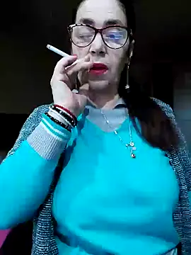 Chriss Tinaa online show from February 22, 5:02 am