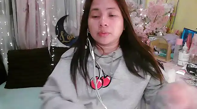 OhmyPinay online show from December 19, 2:01 am