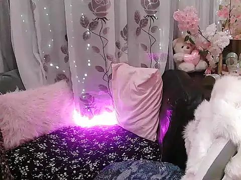 OhmyPinay online show from December 4, 2:04 pm