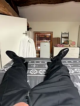 DUDURAxh online show from September 8, 2:16 pm