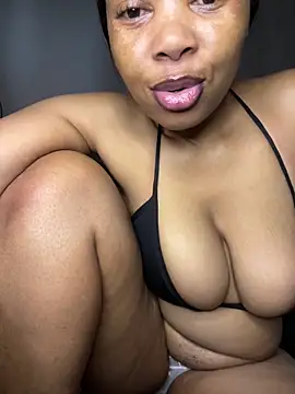 Snapshot of cherrybabe76 chatting on May 4, 6:53 am cherrybabe76 online show from May 4, 6:53 am