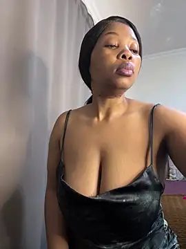 Snapshot of cherrybabe76 chatting on June 8, 7:53 am cherrybabe76 online show from June 8, 7:53 am