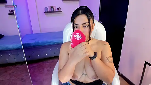 Catalinaa martinez online show from December 4, 11:13 pm