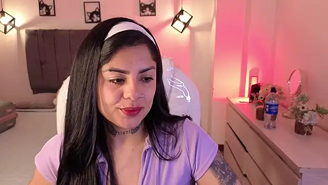 Catalinaa martinez online show from October 11, 3:39 am