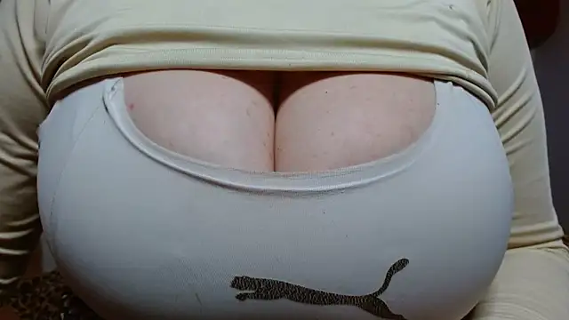 AnnyelinnaLove online show from January 31, 4:58 am