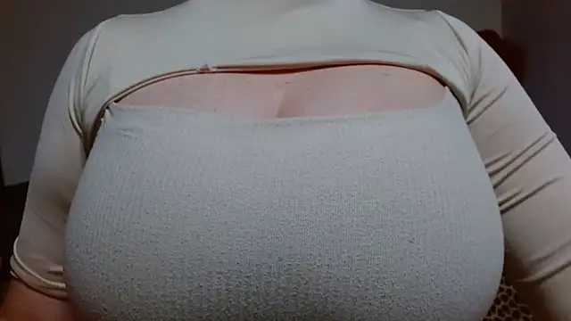 AnnyelinnaLove online show from February 2, 3:43 am