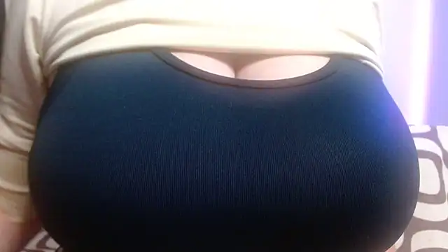 AnnyelinnaLove online show from February 26, 11:59 pm