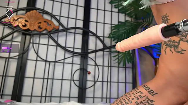 Snapshot of MaryBrent_ chatting on February 2, 1:19 pm MaryBrent  online show from February 2, 1:19 pm