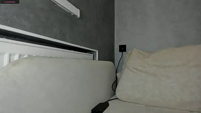 Kimmy sunn online show from January 15, 6:00 pm