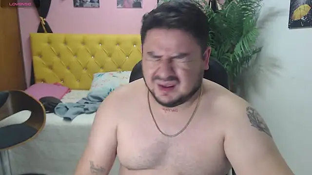 oso dirty  online show from February 1, 5:26 pm