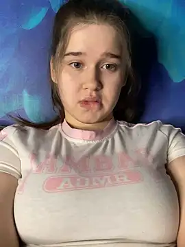 HornyGirlH online show from December 7, 10:28 pm