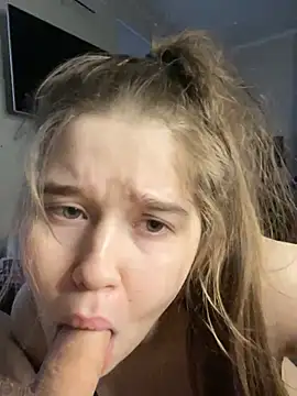 HornyGirlH online show from January 12, 7:11 am