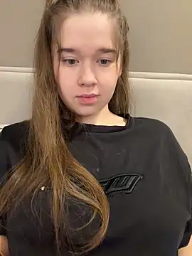 HornyGirlH online show from January 17, 3:33 am