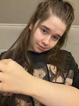 HornyGirlH online show from March 28, 10:53 pm